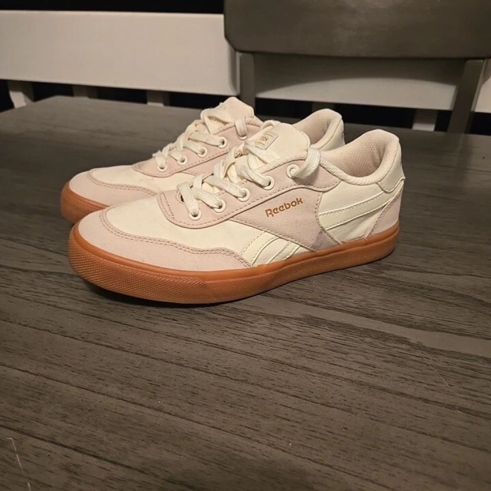 Reebok Cream and Tan Sneakers